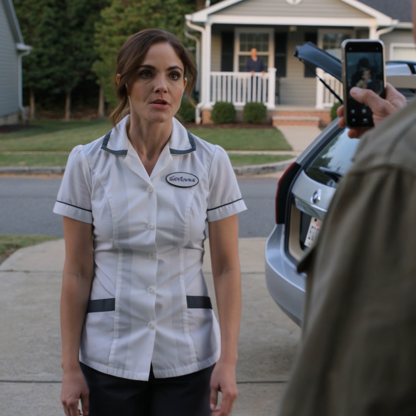 My father threw my things across the front lawn and filmed me while the neighbors watched. Fifteen days later, my phone had 36 messages from that house, and one line from my sister told me everything had finally turned: He can’t sleep.