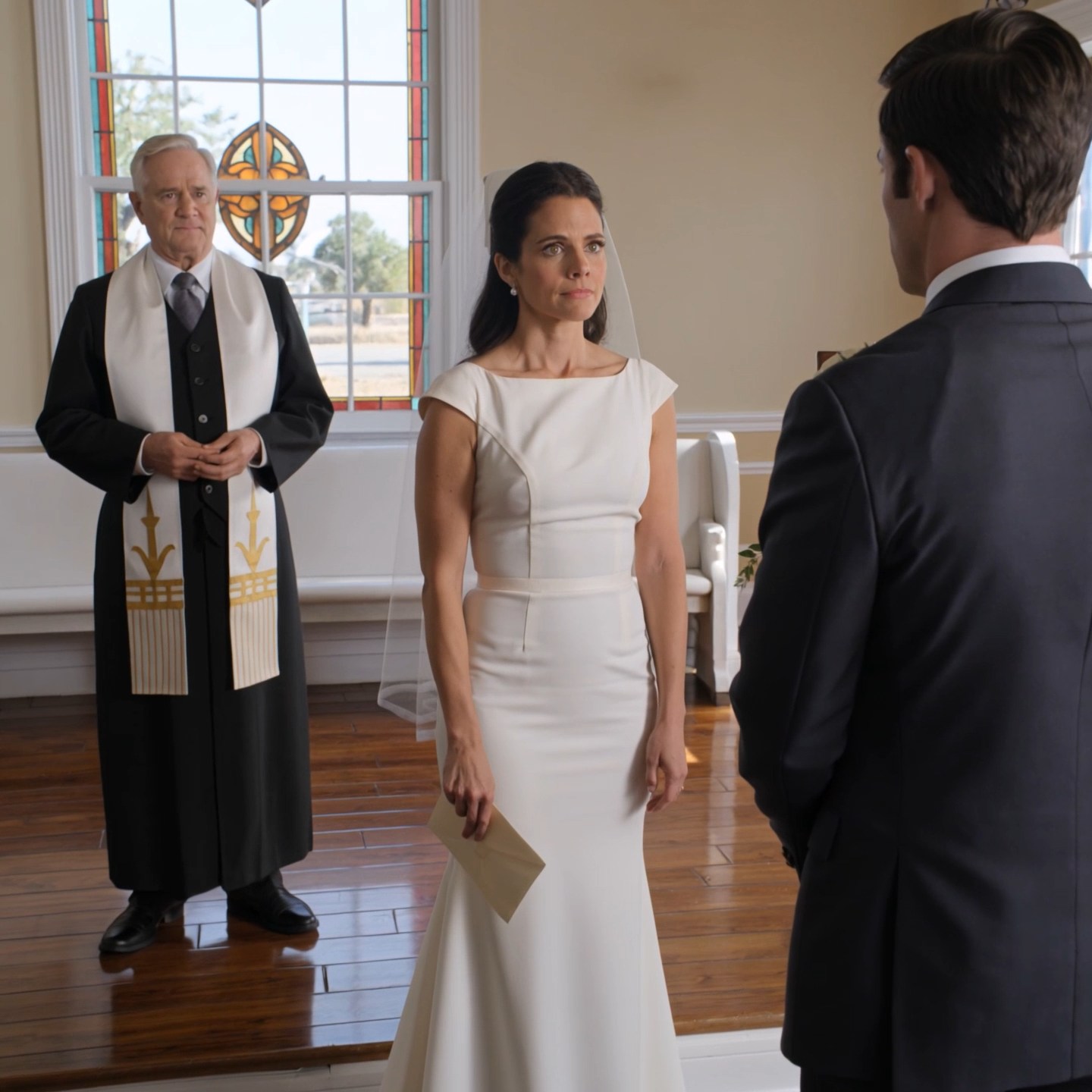 LS On the night before our wedding in Las Vegas, I overheard my fiancé telling his friends I was only his “temporary bride,” so I still walked into that little chapel off the Strip the next morning—just not as the woman he thought he was getting.