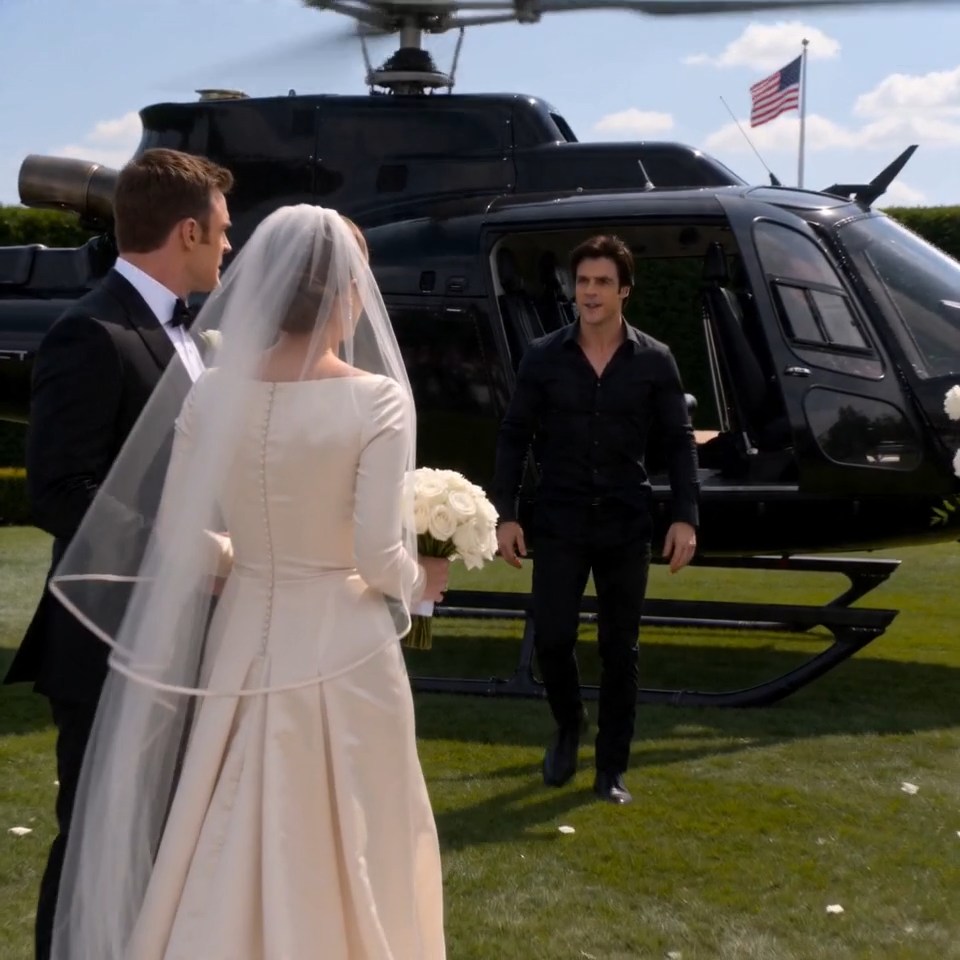 Two hours before Charlotte Bennett was supposed to marry one of Chicago’s most respected attorneys, she locked herself in the bridal suite and texted the only man who had ever broken her heart: